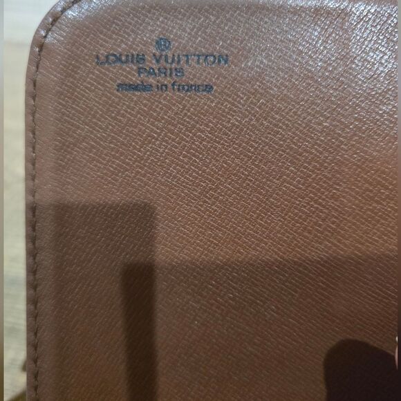 Authentic Vintage Louis Vuitton Cartouchiere MM - Picture 8 of 10